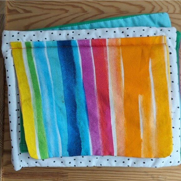 Lovevery soft book charmer looker - Picture 1 of 6